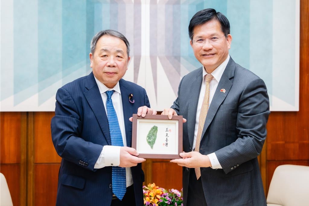 石平拜會台外交部長林佳龍。 林佳龍FB 石平拜會台外交部長林佳龍。 林佳龍FB