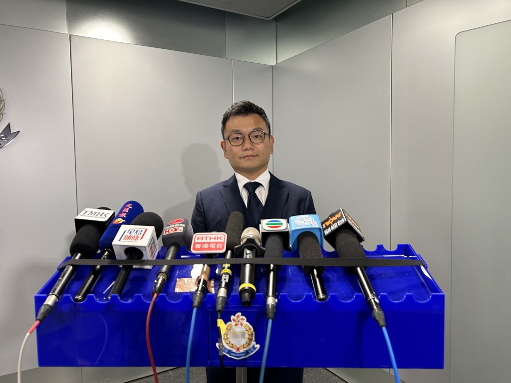 警方國安處警司陳安銘交代案情。曾志恆攝