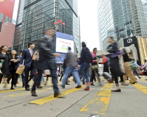 香港因空间挤迫、生活节奏急促和服务态度差,被台湾网民选为最讨厌城市。资料图片