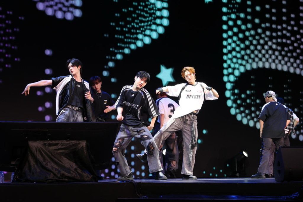 又唱又跳! 又唱又跳!