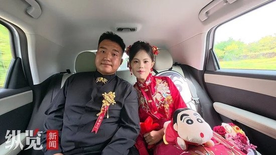 張先生和妻子。 縱覽新聞 張先生和妻子。 縱覽新聞