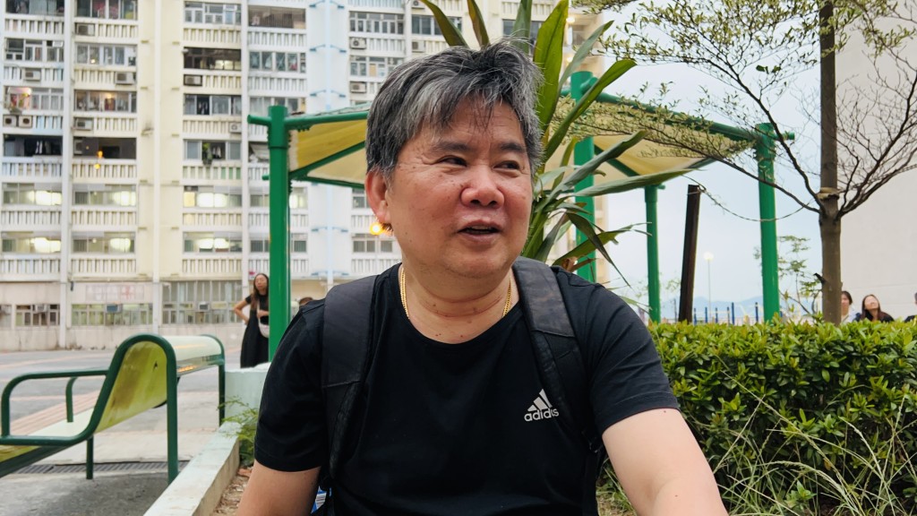 居民陈先生指寓所没有太严重损毁。蔡楚辉摄