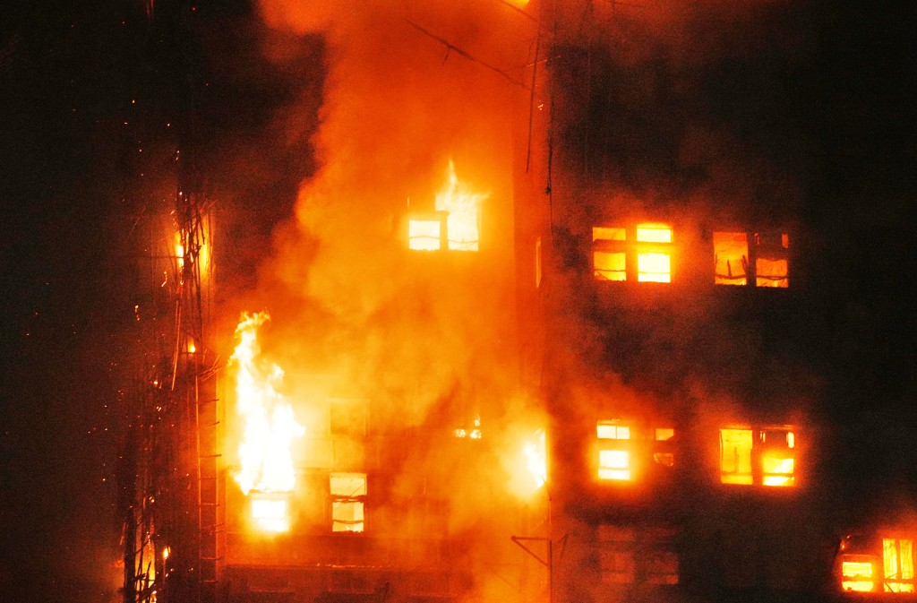 大埔宏福苑世紀五級火劫焚燒逾43小時。