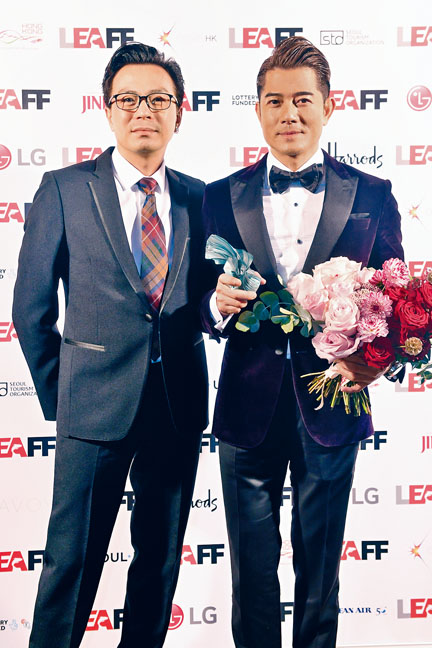 城城在倫敦東亞電影節獲封影帝，《麥路人》導演黃慶勳與他分享喜悅。