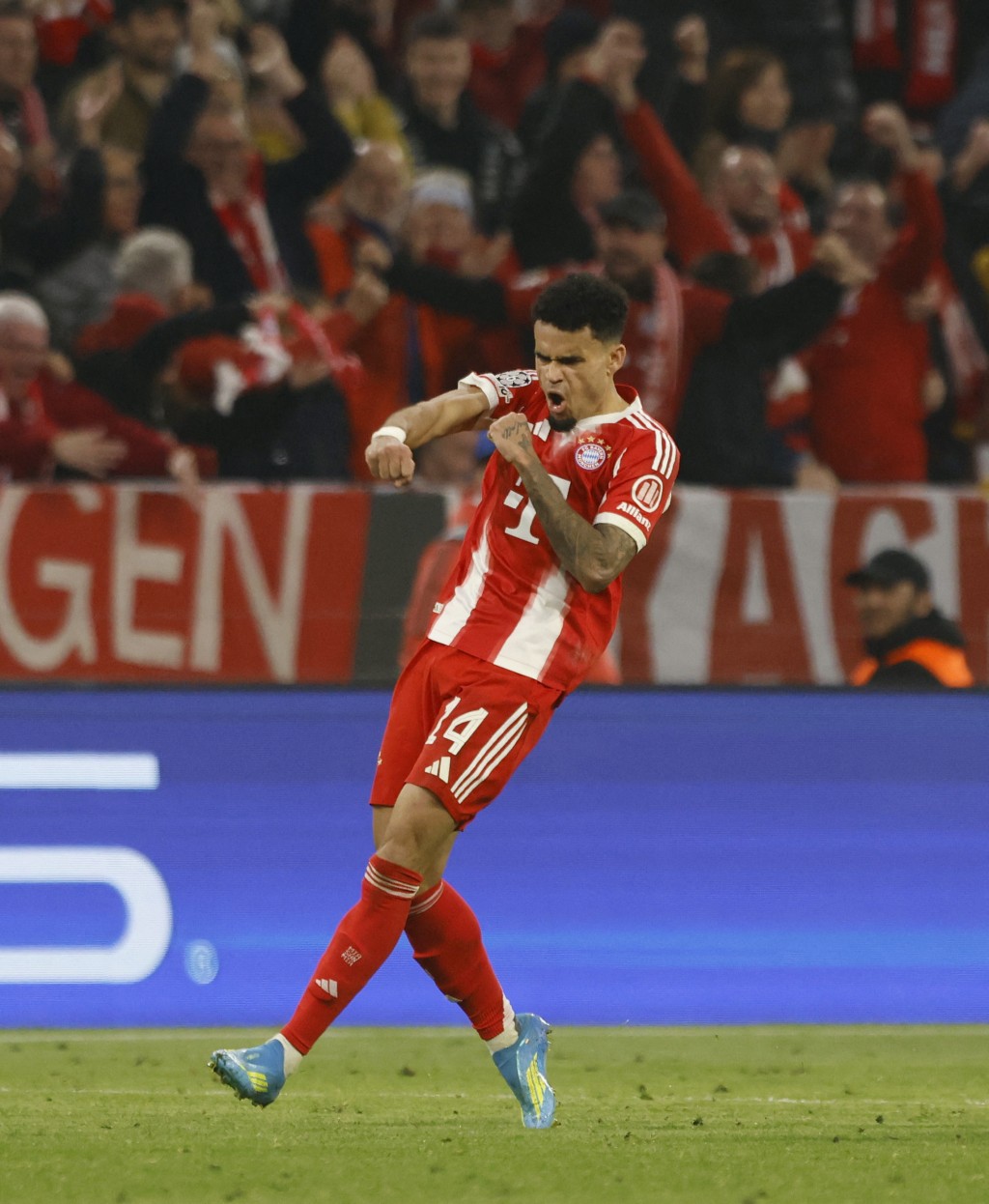 拜仁慕尼黑凭锋将路易斯迪亚斯于末段入球，主场4:3反胜皇家马德里。路透社