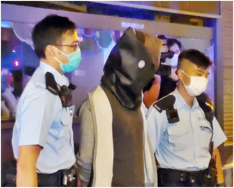 疑犯被捕。