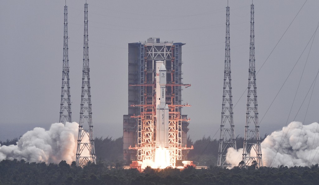鵲橋二號中繼衛星成功發射。 新華社