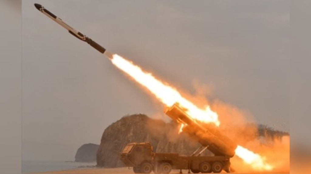 南韓軍方指，北韓再發射多支巡航導彈。資料圖片