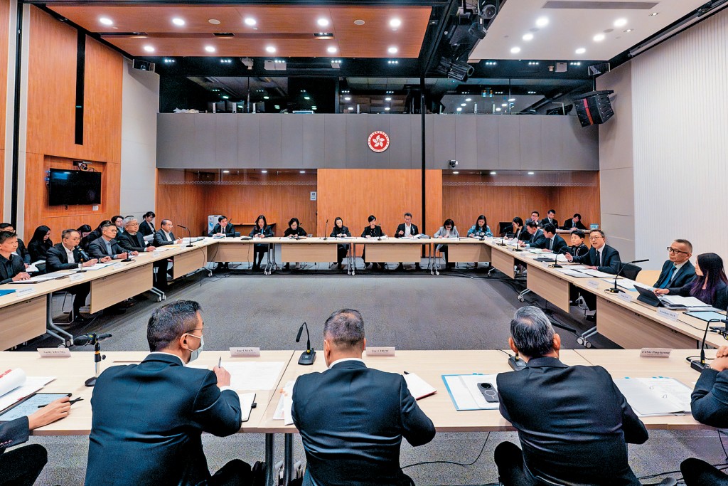 林定國昨主持會議，講解政府部門應如何配合獨立委員會調查工作。