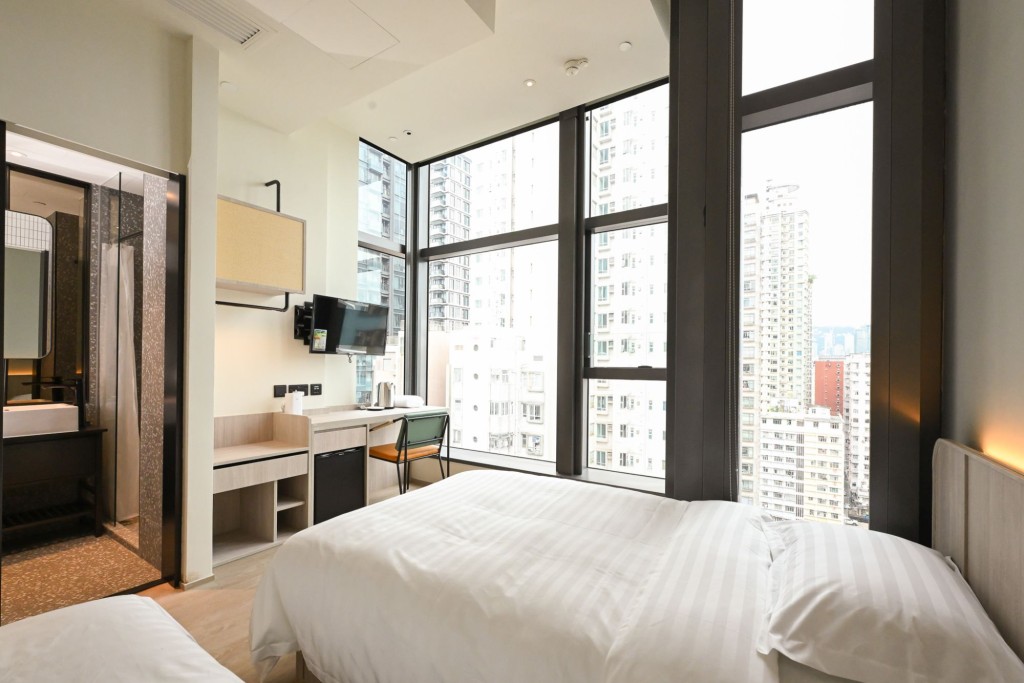 香港都會大學正籌備由酒店改裝為學生宿舍的MU88環境。 發展局局長網誌圖片 香港都會大學正籌備由酒店改裝為學生宿舍的MU88環境。 發展局局長網誌圖片