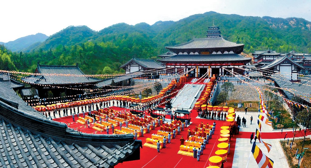 釋永信開辦佛教學院,規模龐大。 釋永信開辦佛教學院,規模龐大。