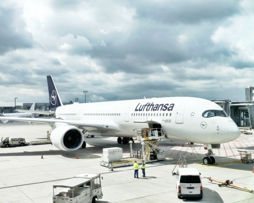 白俄機場稱接獲恐襲威脅，曾阻德國漢莎客機起飛。AP資料圖片