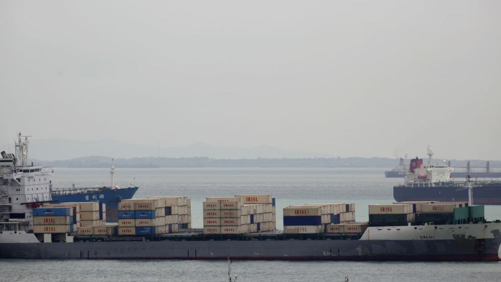 伊朗伊斯蘭共和國航運公司的貨船。路透社