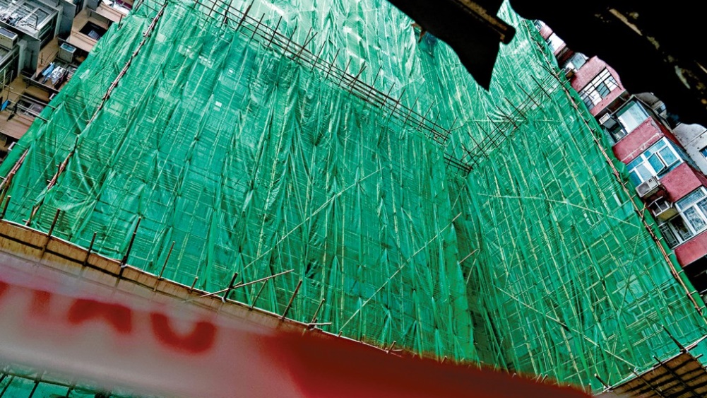 宏福苑大火︱甯漢豪指已接約100幢大廈通知 棚網完成檢測可重新上架 暫發現1宗違規個案