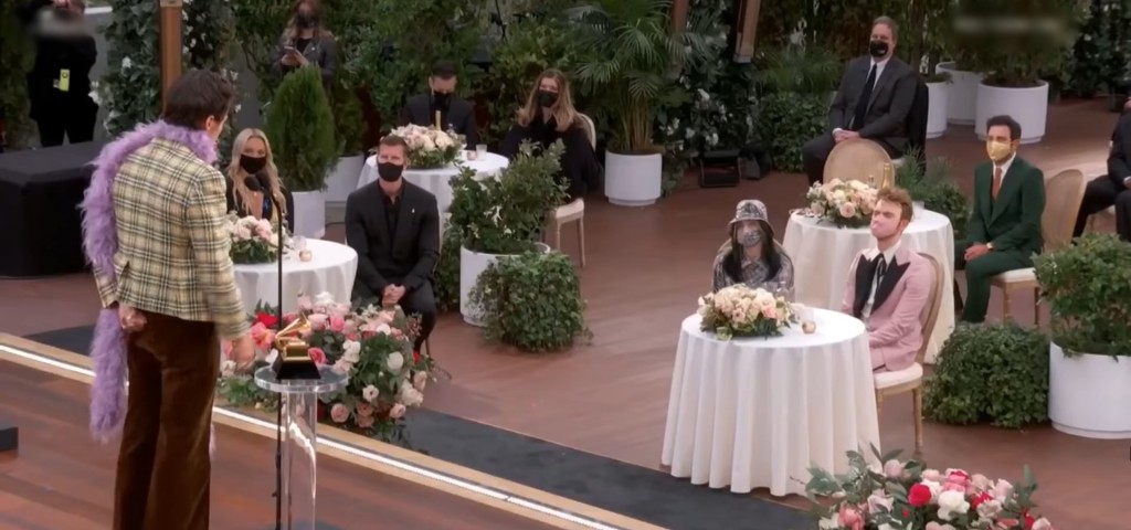 現場僅得部分歌手出席,並不設觀眾入場欣賞。