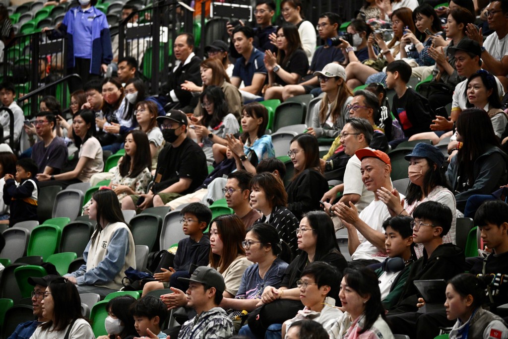 劍擊全運測試賽周日在啟德體藝館圓滿結束。蘇正謙攝