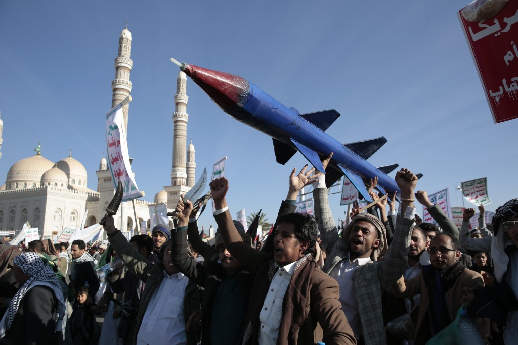 美国军方证实，其部队对伊朗支持的也门叛军胡塞武装组织导弹系统进行了多次打击。美联社