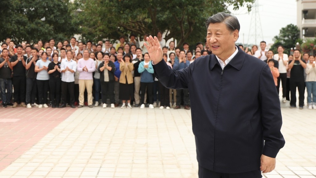 習近平提出,粵港澳大灣區建設擺在重中之重,舉全省之力辦好。(新華社)