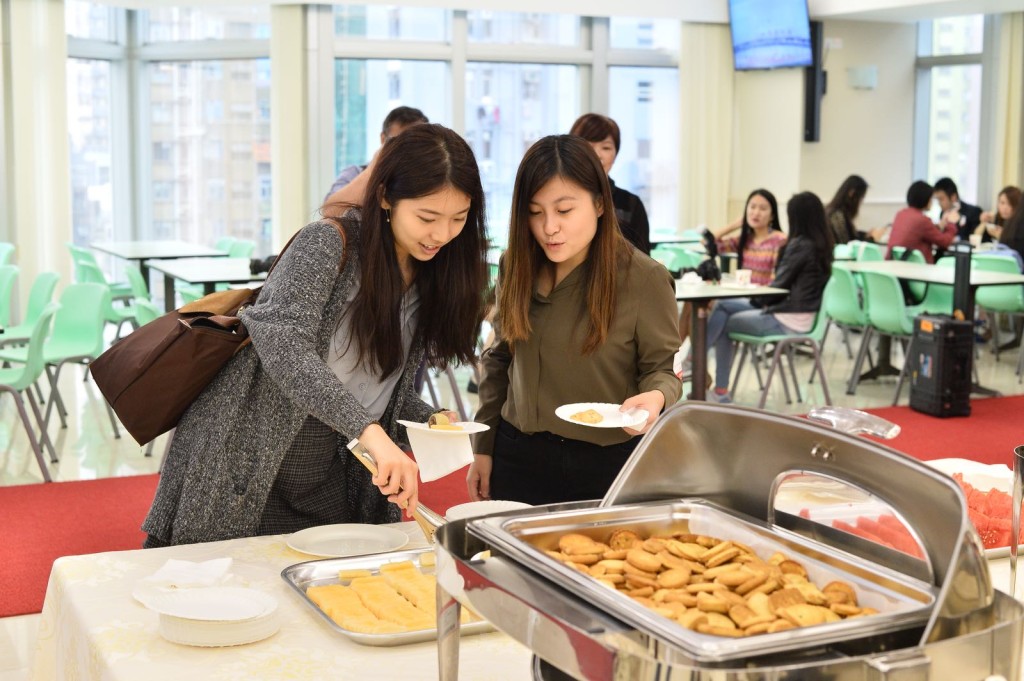 員工餐廳,提供小食給參觀賓客。