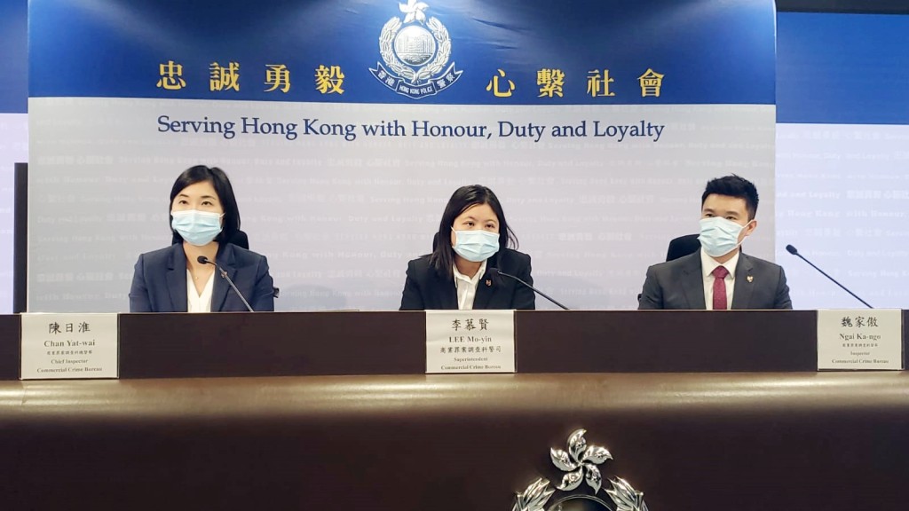 警方拘捕12人涉串謀律師樓及財務公司,盜取8間物業業權作貸款或出售。