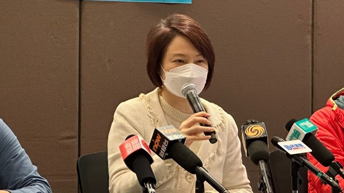 李慧琼表示除會議外,議員和官員都有各項形式的工作。何嘉敏攝