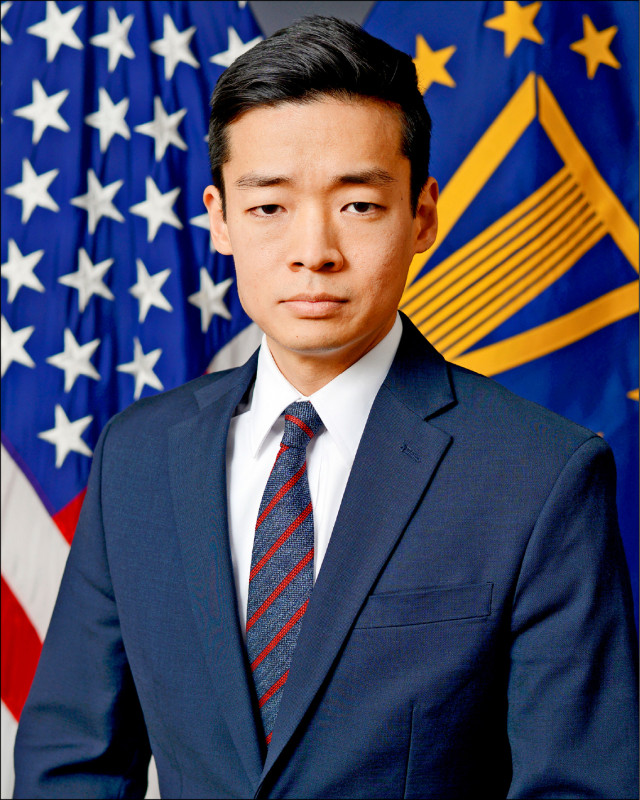 美國國防部準印太安全助理部長約翰·盧。美國防部官網