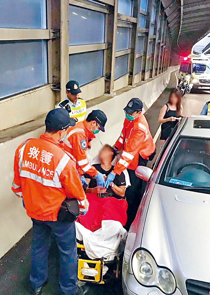 男司機拒絕酒精呼氣測試,在青沙公路棄車奔逃被制服送院。