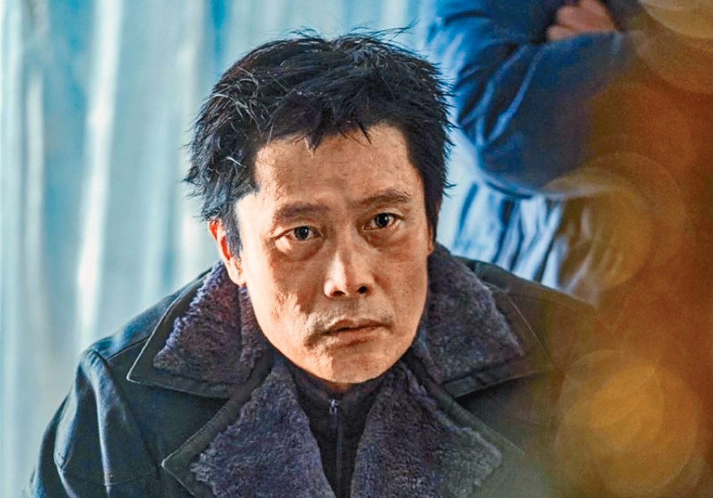 李秉憲憑《烏托邦浩劫》爭影帝，他之前已在釜日電影獎稱帝。