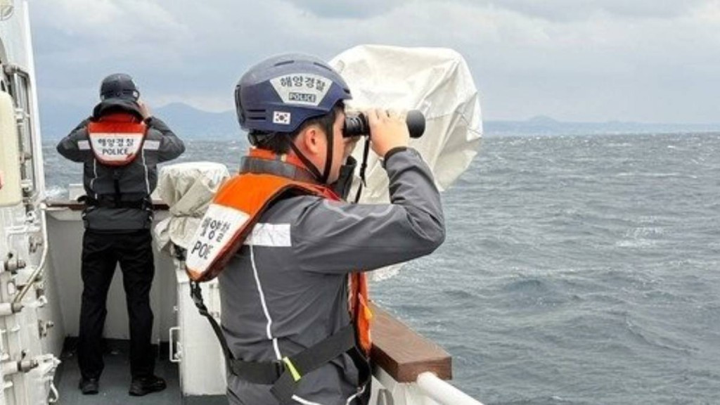 南韓海警正在搜索墜海失蹤中國男遊客。X@leeyc5781 