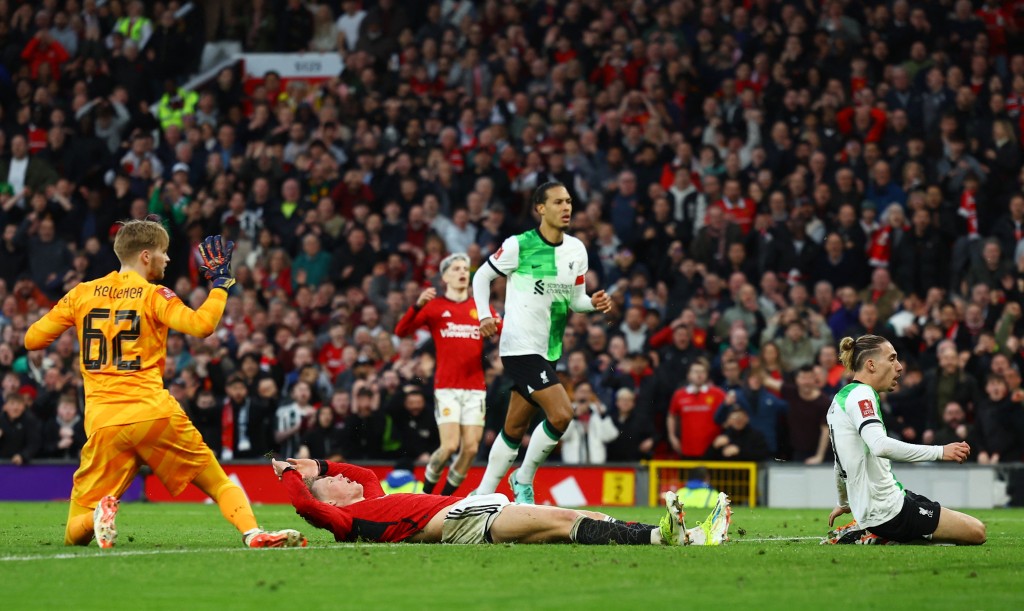 利物浦(綠白衫)近期賽程頻密影響表現。REUTERS