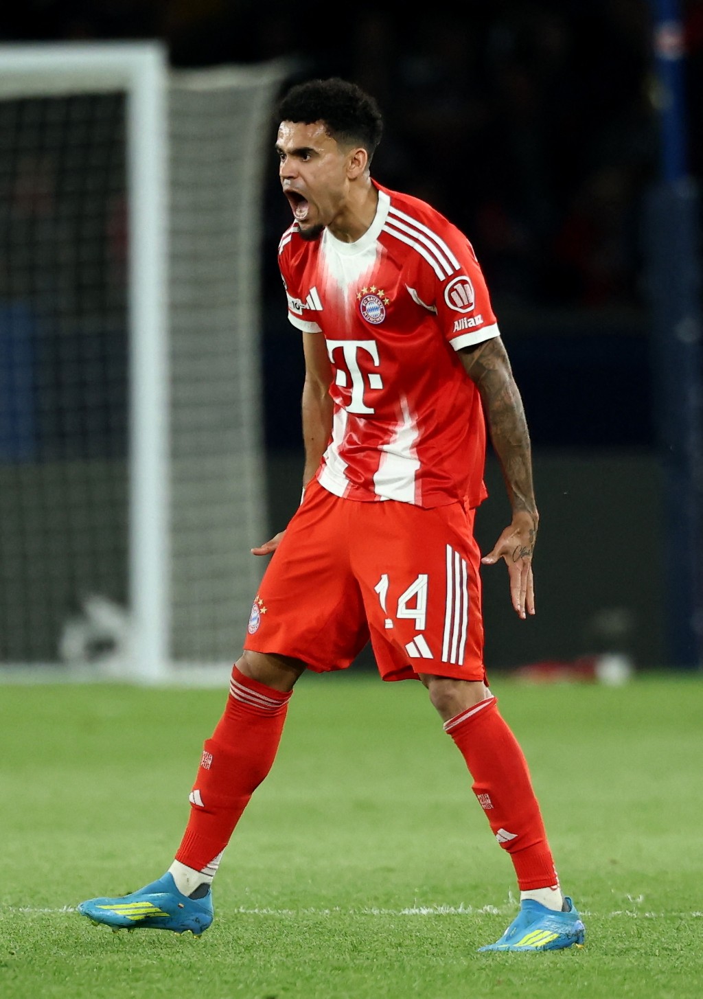 路易斯迪亞斯周二歐聯4強首回合對攻大戰進貢一球。路透社