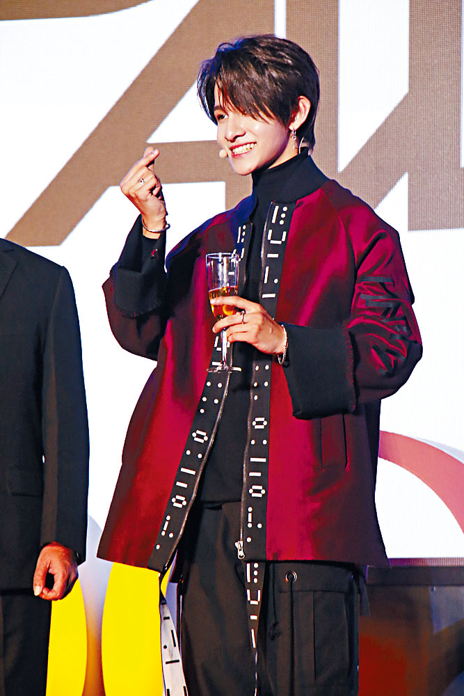 Kim Samuel向法院申请专属合约无效，昨进行一审胜诉。