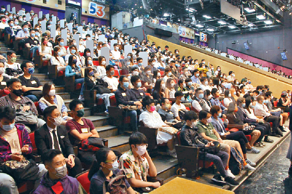 ■逾1000人面試，坐爆TVB一廠。