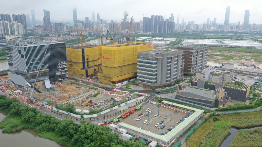 由於園區首批4幅土地招標反應熱烈，促使當局提速發展，再加推第二批4幅地招標。 港深創科園官網