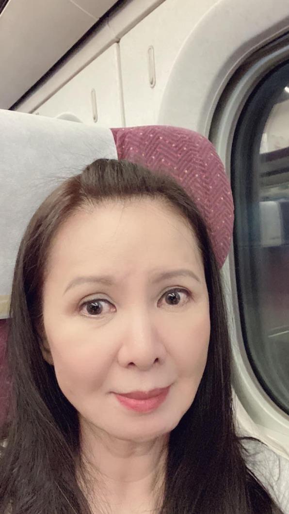 林美照說話聲音特色是很嗲的娃娃音,有「娃娃音始祖」之稱。 林美照說話聲音特色是很嗲的娃娃音,有「娃娃音始祖」之稱。