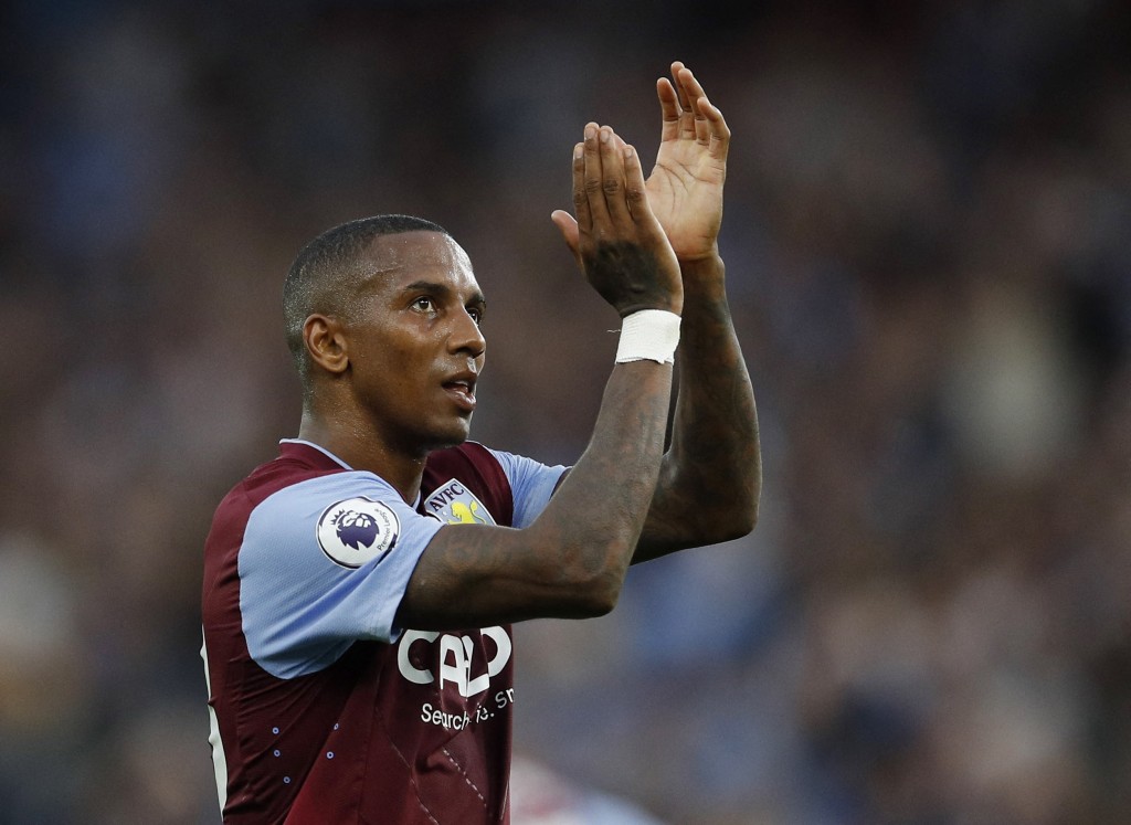 英格蘭翼衛艾舒利楊格)宣布季尾高掛球靴，結束長達23年的職業球員生涯。路透社