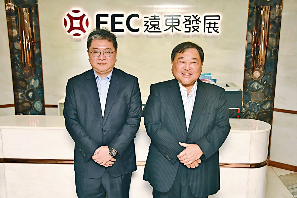 左一：遠東發展董事總經理孔祥達；左二：主席邱達昌。