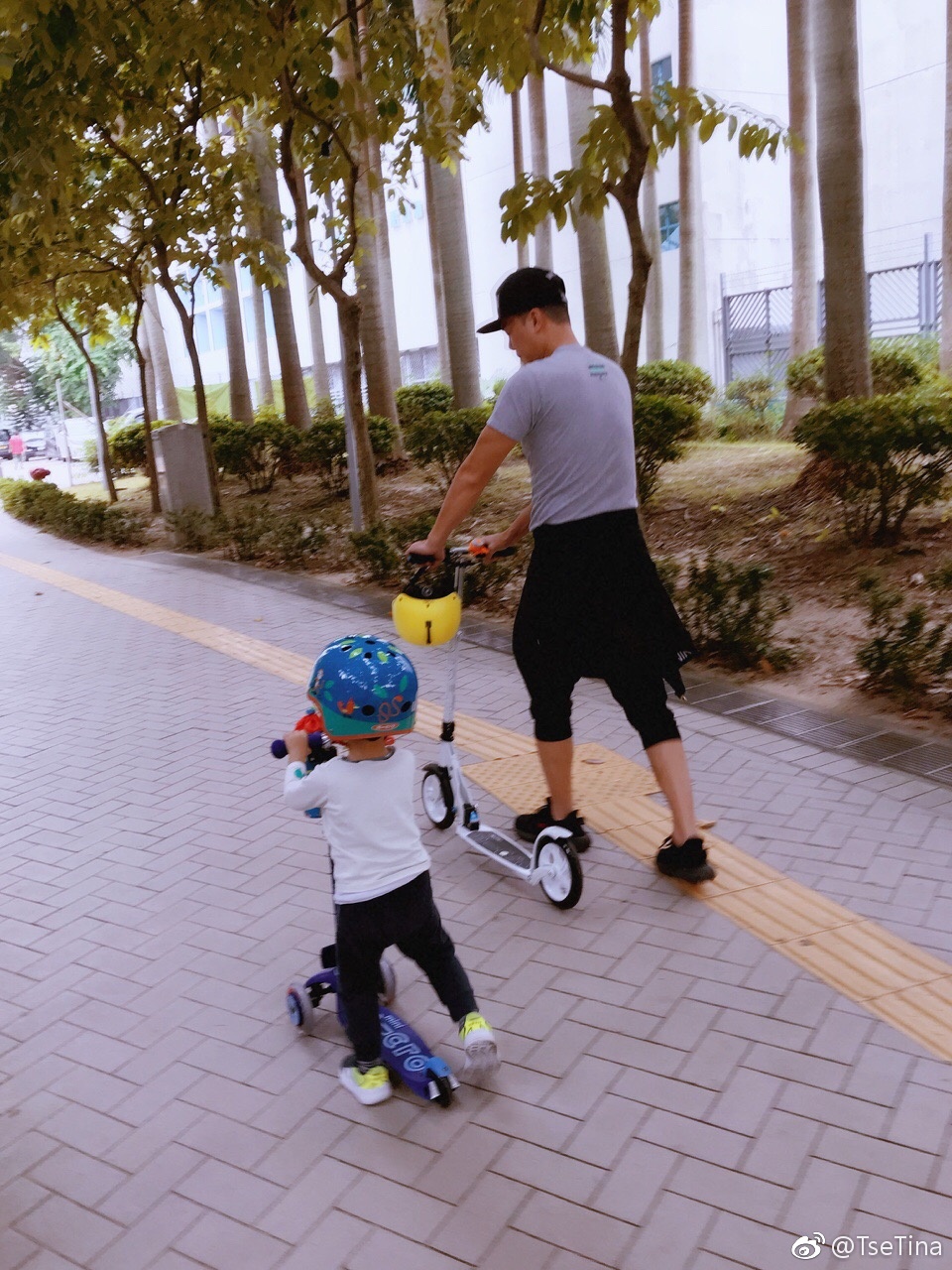 現在天華以家庭為先,工作以外,全部時間都陪住小朋友。