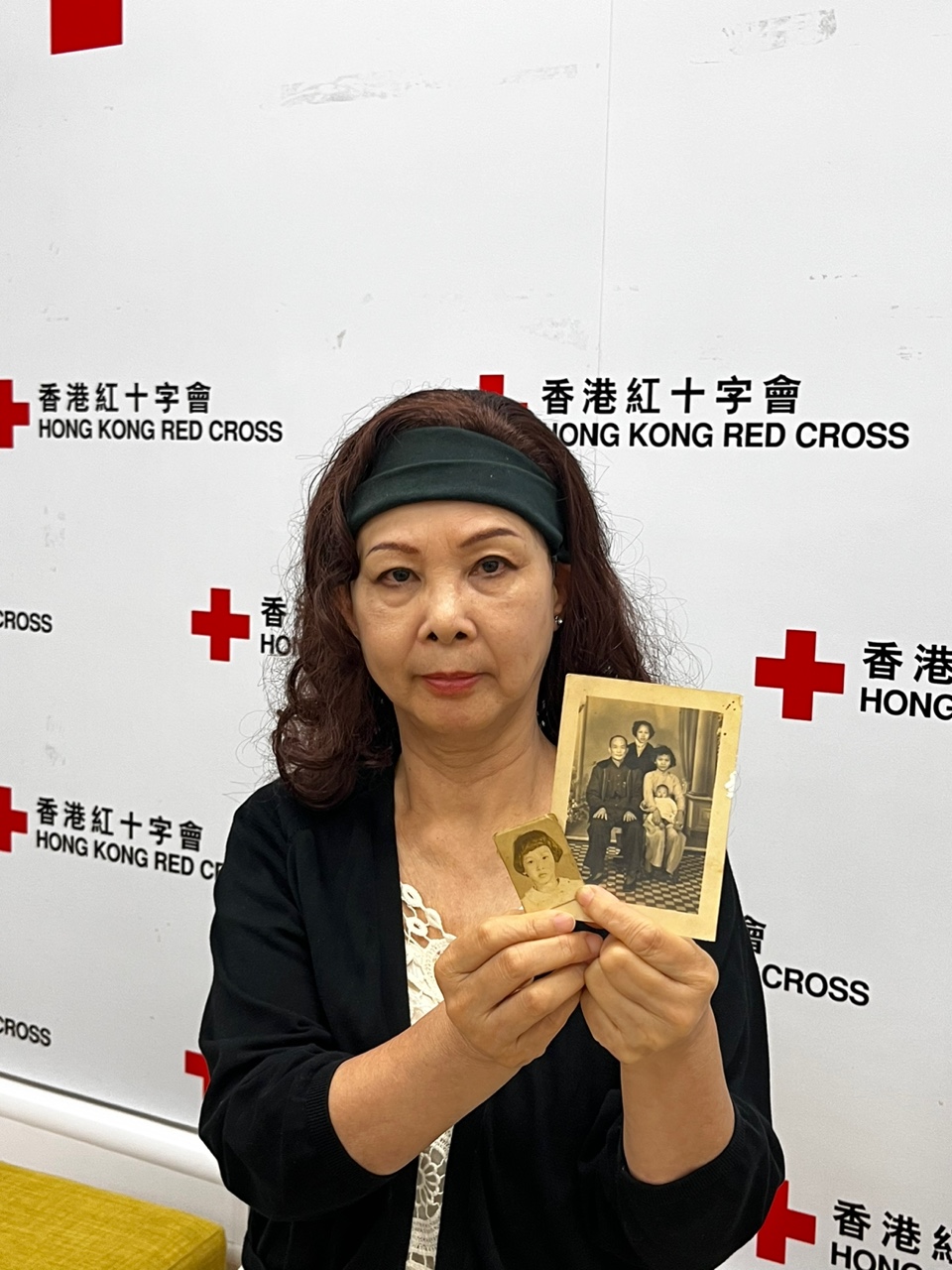 香港红十字会今日举行记者会，为一名六旬妇女寻找家人，希望可于中秋佳节与家人团圆。李健威摄
