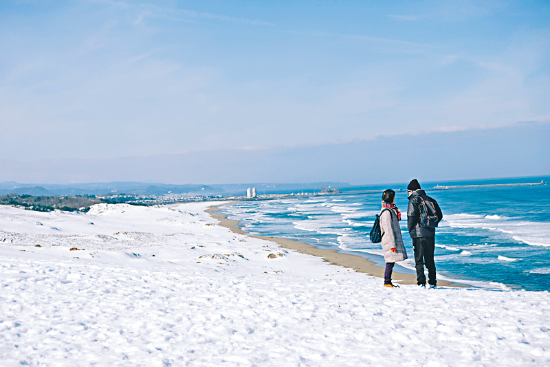 ●登臨馬背，可賞到一望無際的日本海美景。