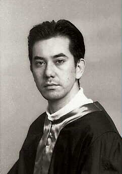 黃秋生於1988年畢業時的照片，在學三年年年獲選最佳男演員。（東周刊圖片）
