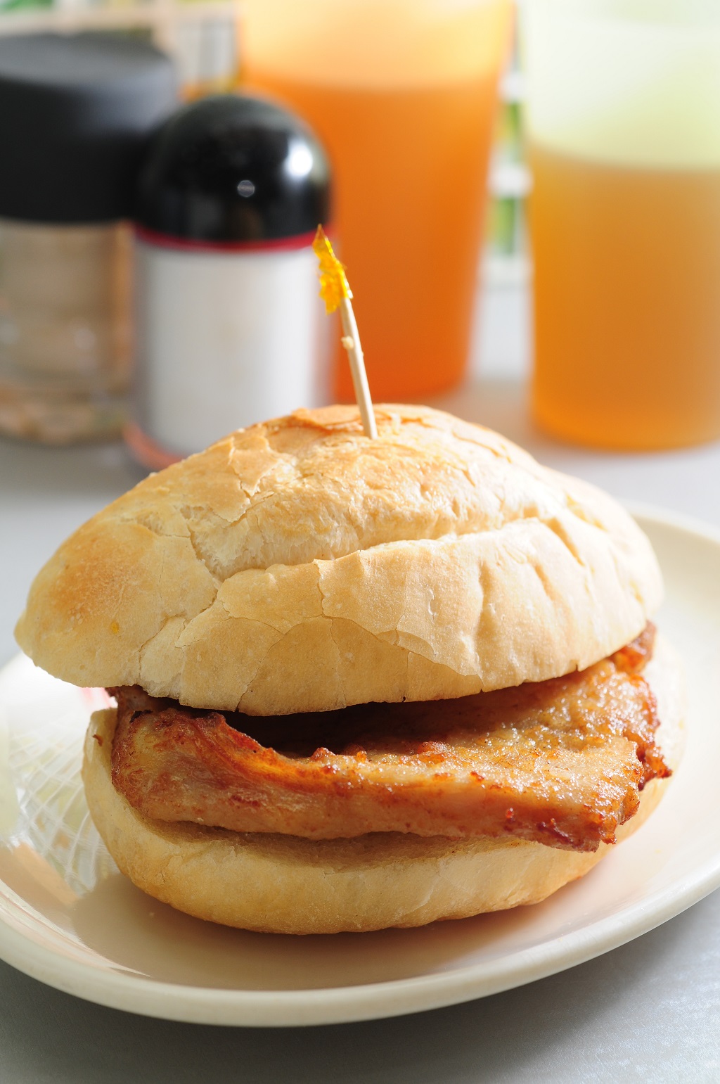 地道的澳门猪扒包