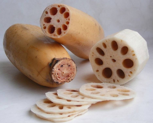 蓮藕提供較多的膳食纖維。網上圖片