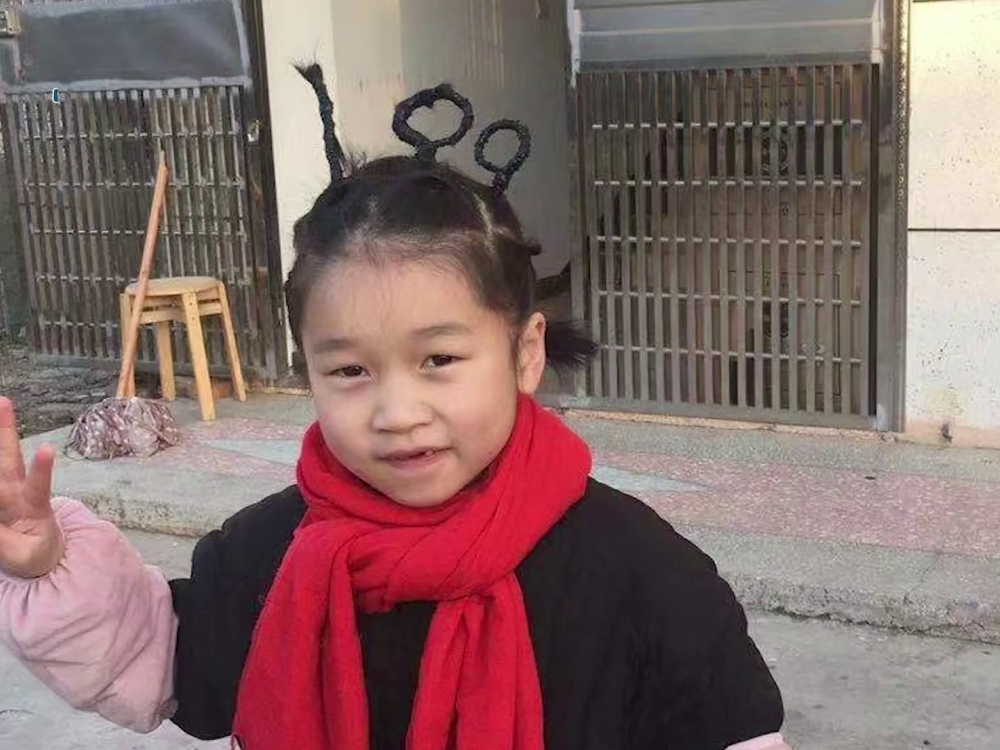 網民大讚小女孩的造型可愛。