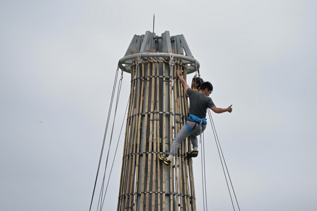 日前的长洲「攀爬嘉年华」不少市民踊跃参与挑战自己。资料图片