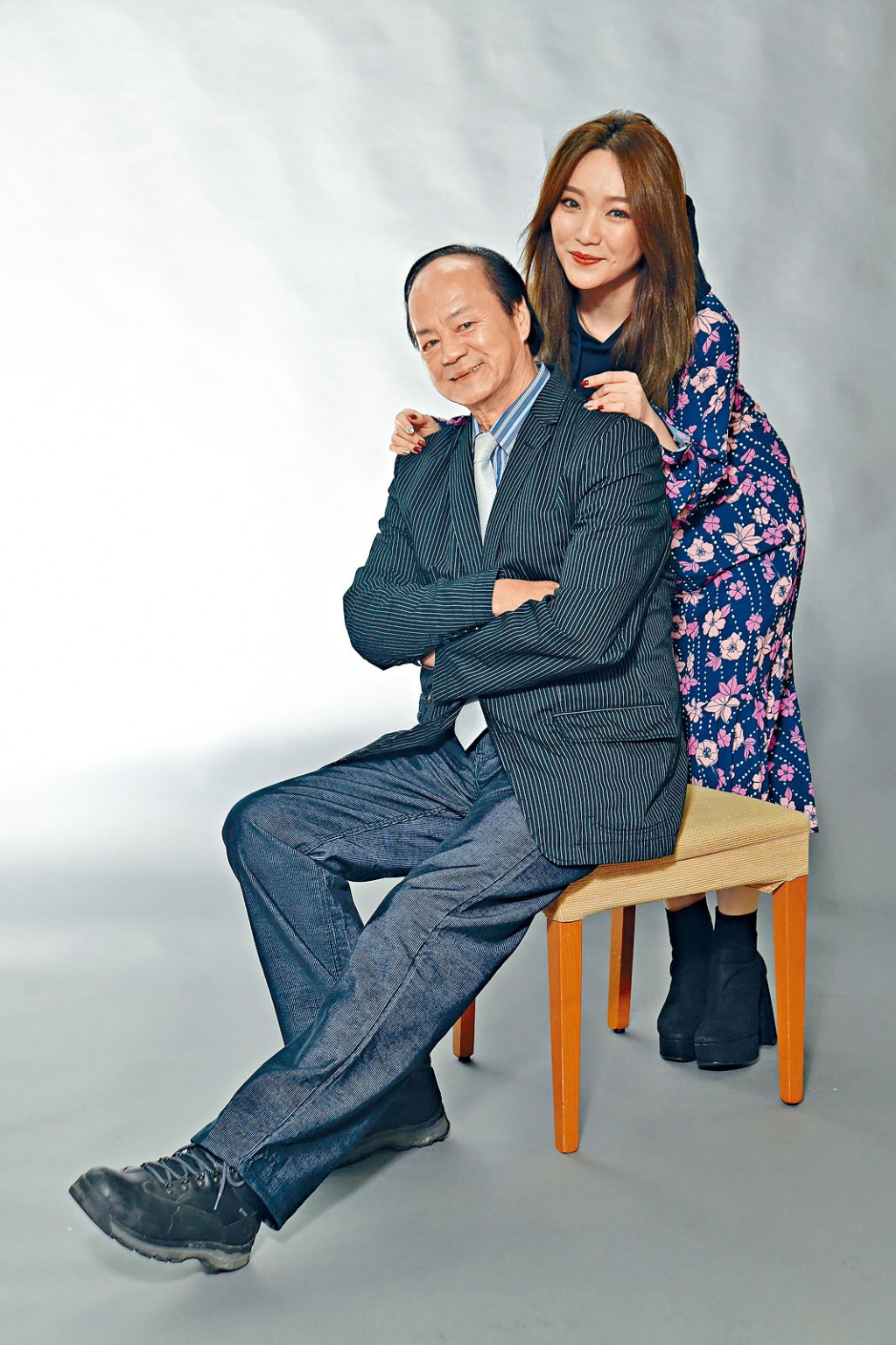 閻奕格與狄龍在《搭錯車》音樂劇中演繹一段感人的父女情。