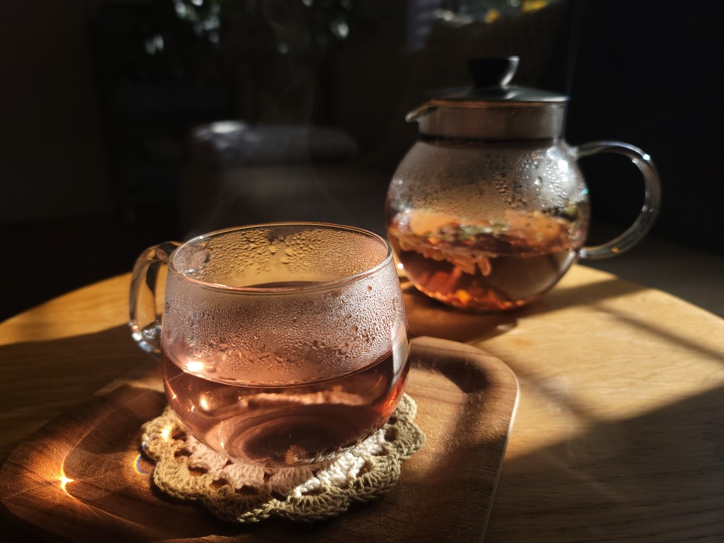 在中國茶品的歷史上，花茶的起源可以追溯至宋朝。