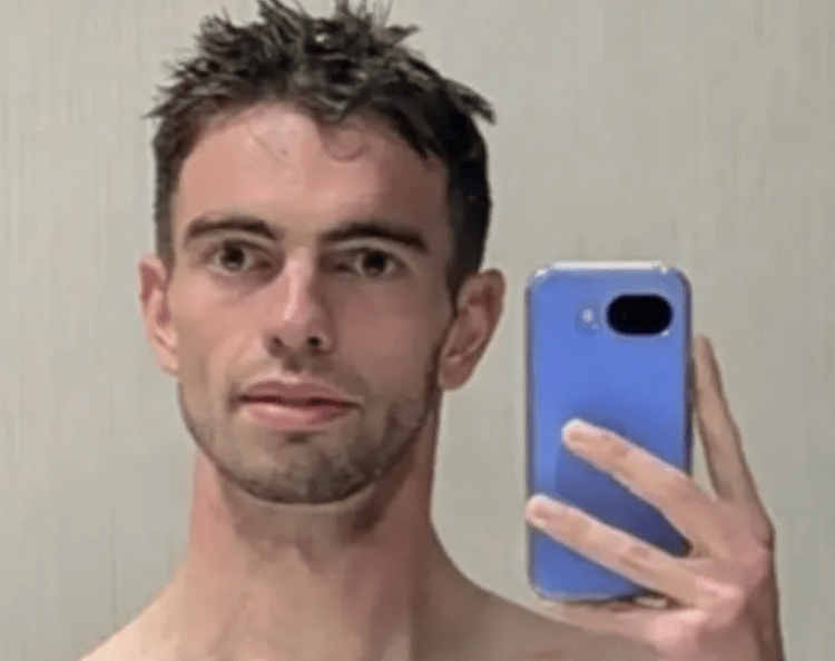 英媒報道,日前被老虎咬死的男子為23歲的威廉.查普曼(William Chapman),他在年幼時曾是童星。Instagram@William Chapman 英媒報道,日前被老虎咬死的男子為23歲的威廉.查普曼(William Chapman),他在年幼時曾是童星。Instagram@William Chapman