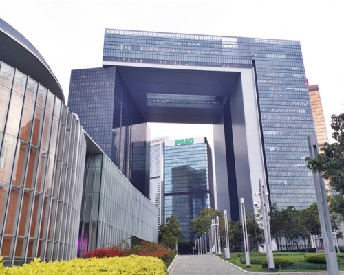 添馬政府總部一教育局員工確診。資料圖片