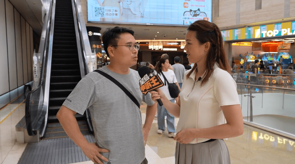 港人廖先生稱商場冇冷氣，熱如溫室或焗爐。